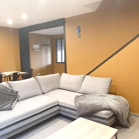 Au Cœur De La Vallée House Between Sea And Forest Holiday home Oust-Marais